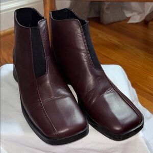 Vintage Spiegel “details” line Burgundy Leather Ankle Boots